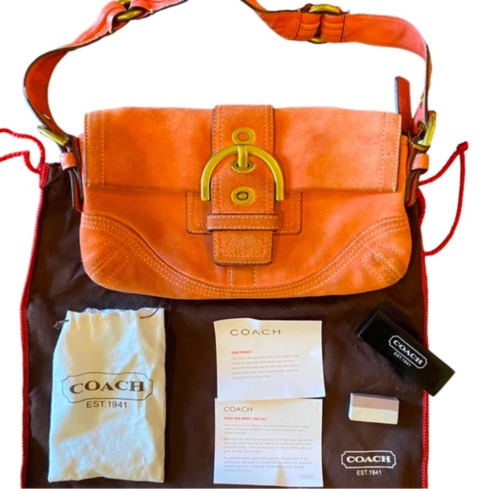 RARE COACH 💓 PINK SUEDE 💓 PURSE VINTAGE BAG  WITH COACH BRUSH & KIT